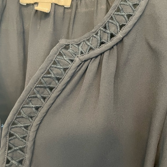 Banana Republic chiffon top - Picture 2 of 5